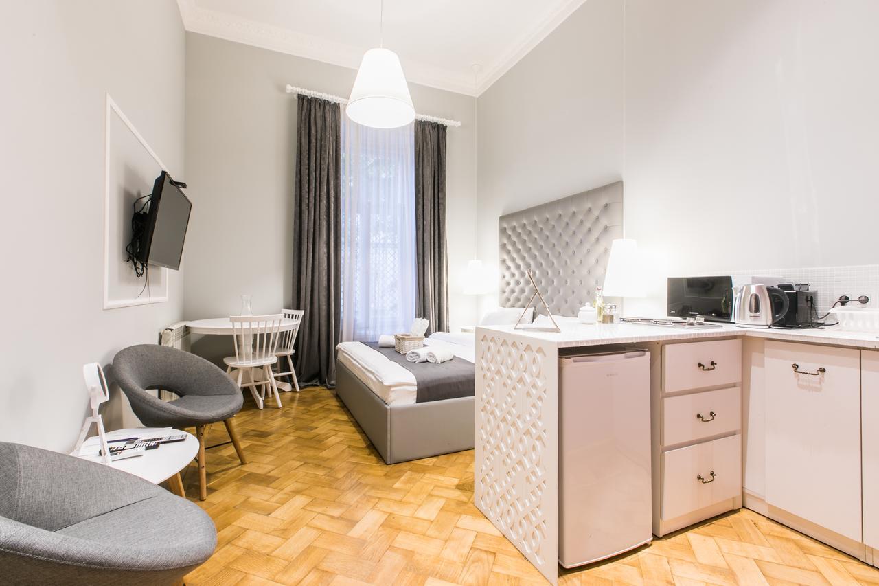 Kuxos Machabeli 2 Studio Тбилиси Экстерьер фото