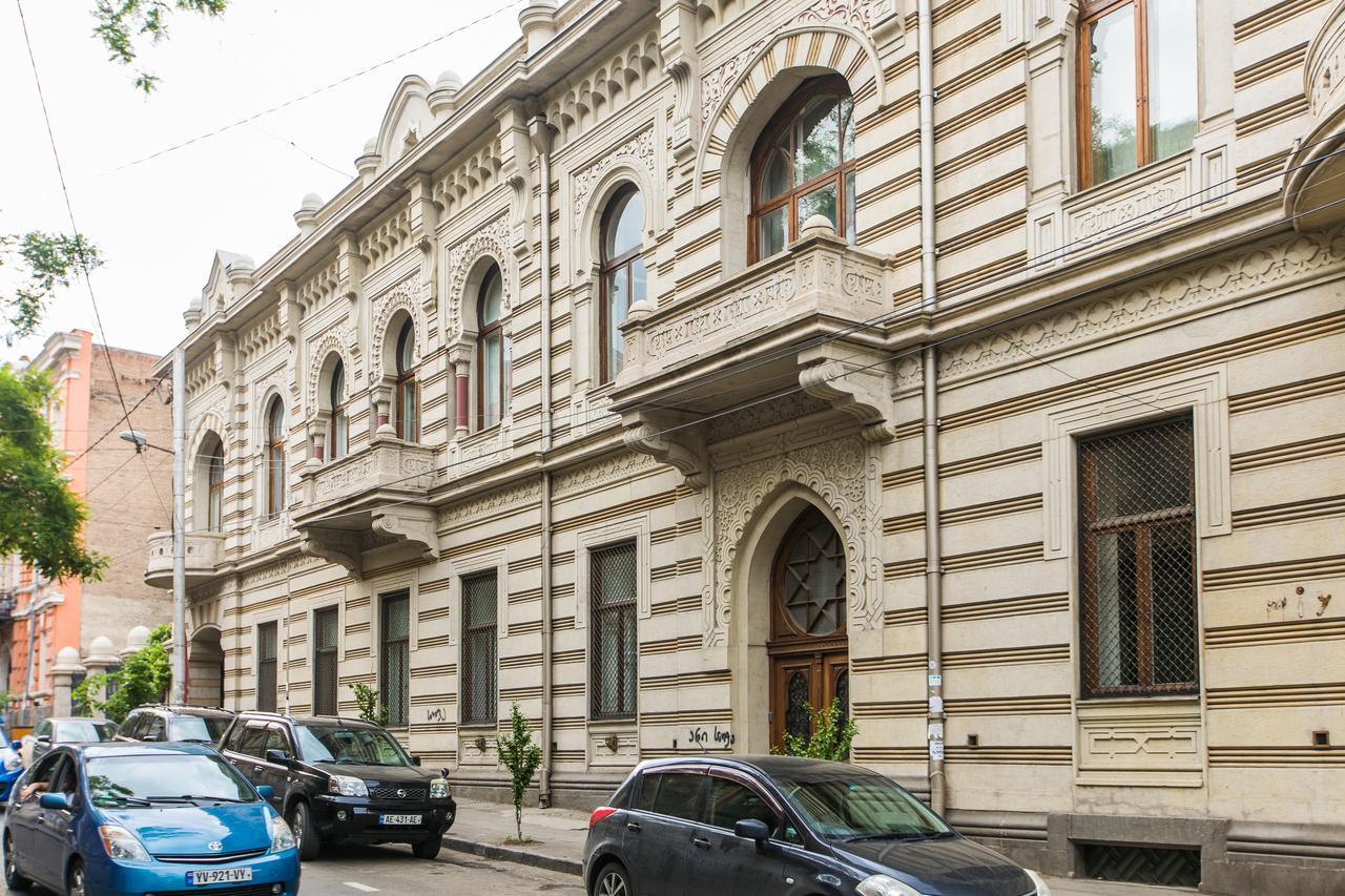 Kuxos Machabeli 2 Studio Тбилиси Экстерьер фото